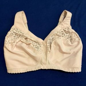 38J Glamorise Minimizer Soft Bra